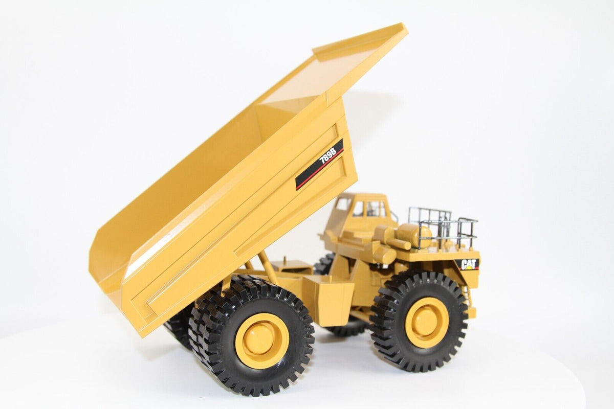 Conrad Caterpillar CAT 789B Muldenkipper – Diecast Sammlermodell im Maßstab 1:50, Art. 2726/01 – Ansicht 5