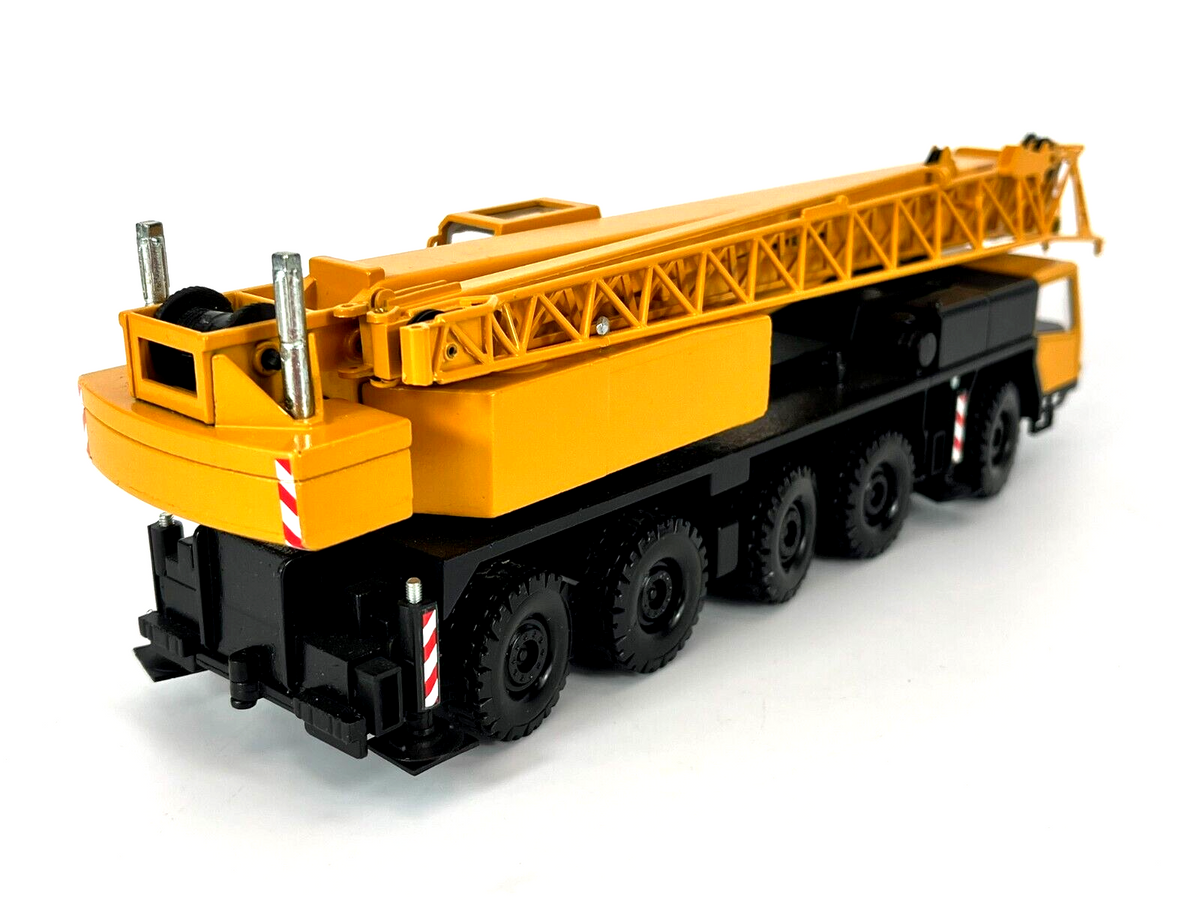 Conrad Liebherr LTM 1090 Mobilkran „BRUNS“ – Diecast Sammlermodell im Maßstab 1:50, Art. 2085/05 – Ansicht 3