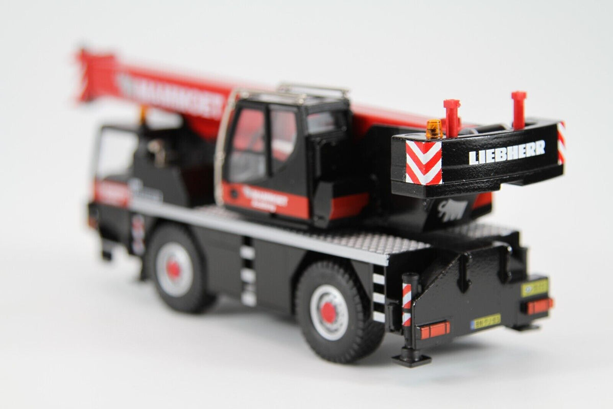 Conrad Liebherr LTM 1030-2.1 Mobilkran „MAMMOET“ – Diecast Sammlermodell im Maßstab 1:50, Art. 2105/06 – Ansicht 3
