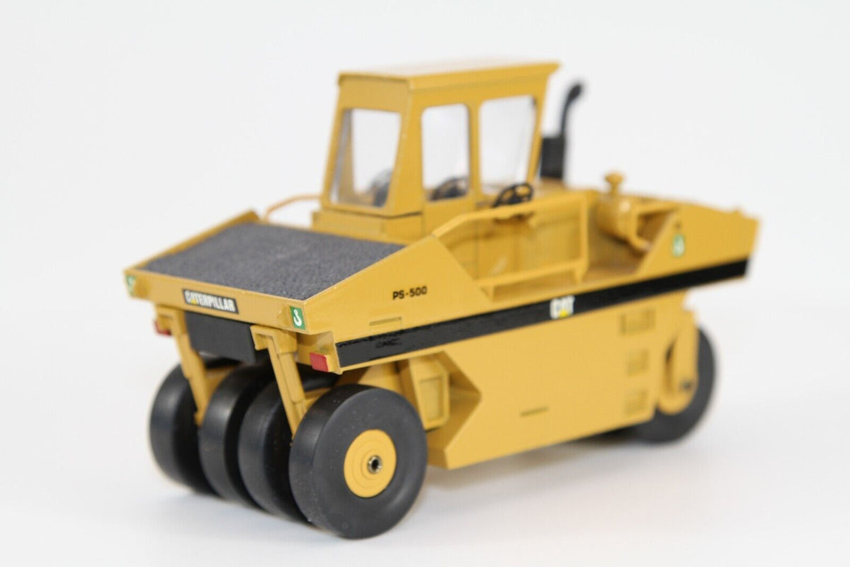 Conrad Caterpillar CAT PS-500 Gummiradwalze – Diecast Sammlermodell im Maßstab 1:50, Art. 2741/0