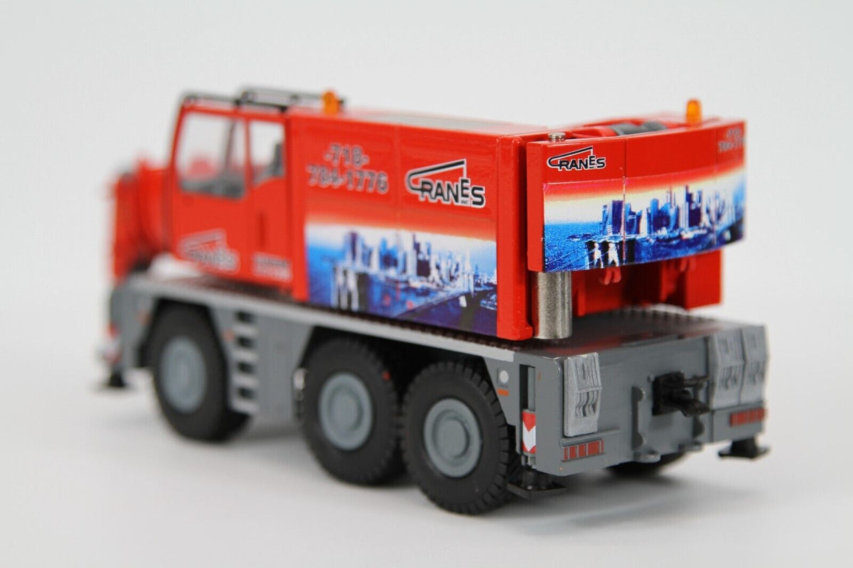 Conrad Liebherr LTC 1055 Mobilkran „Cranes Inc. USA“ – Diecast Sammlermodell im Maßstab 1:50, Art. 20100/05 – Ansicht 3