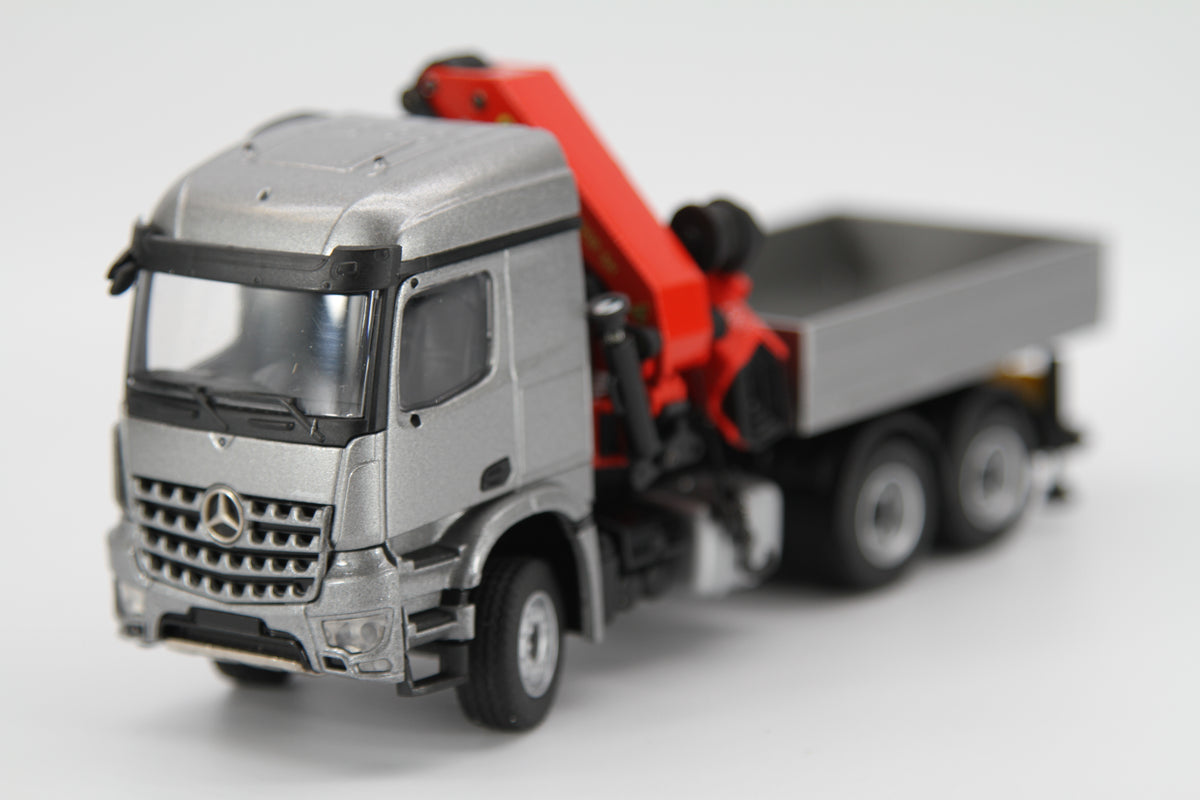 Conrad Palfinger PK 53002 SH auf Mercedes-Benz Arocs – Diecast Sammlermodell im Maßstab 1:50, Art. 78188/0