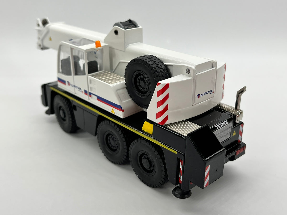 Conrad Terex Demag AC40 City Teleskopkran „EUROVIA“ – Diecast Sammlermodell im Maßstab 1:50, Art. 2093/37 – Ansicht 3