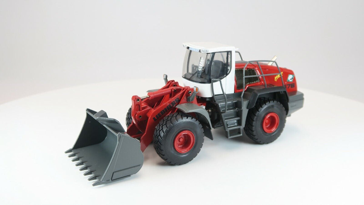 Conrad Liebherr L576 Radlader „RINO“ – Diecast Sammlermodell im Maßstab 1:50, Art. 2443/03