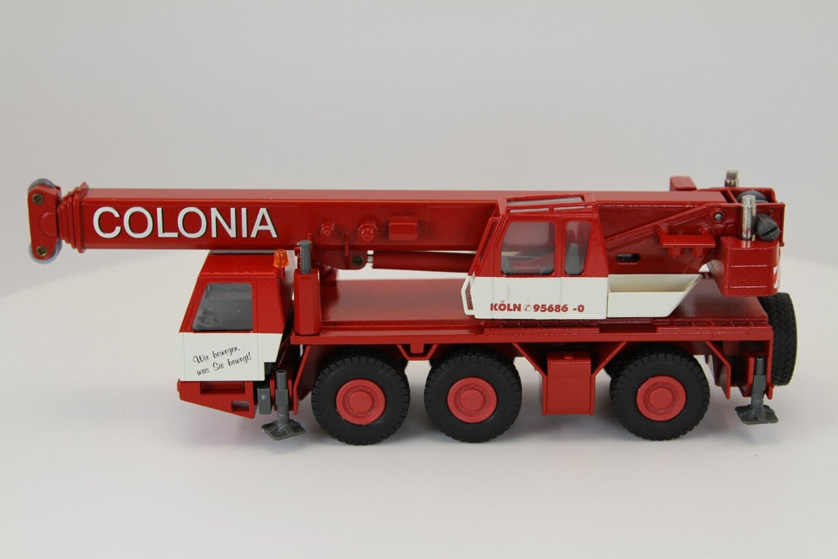 Conrad Grove GMK3050 Mobilkran „COLONIA“ – Diecast Sammlermodell im Maßstab 1:50, Art. 2092/03