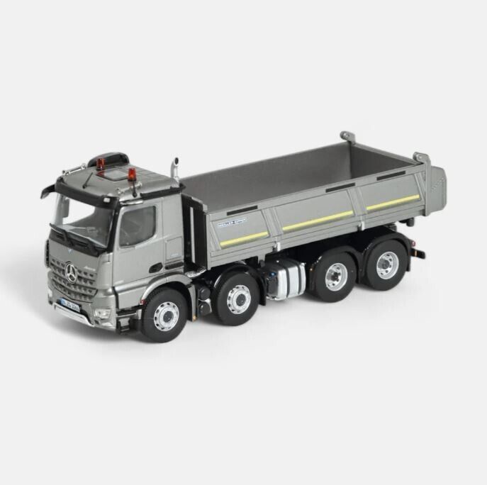 NZG Mercedes-Benz Arocs 8x4 mit Meiller Dreiseitenkipper in Grau – Diecast Sammlermodell im Maßstab 1:50, Zinkdruckguss, Art. 1066/20