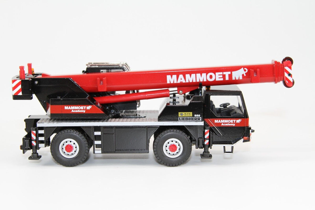 Conrad Liebherr LTM 1030-2.1 Mobilkran „MAMMOET“ – Diecast Sammlermodell im Maßstab 1:50, Art. 2105/06 – Ansicht 5