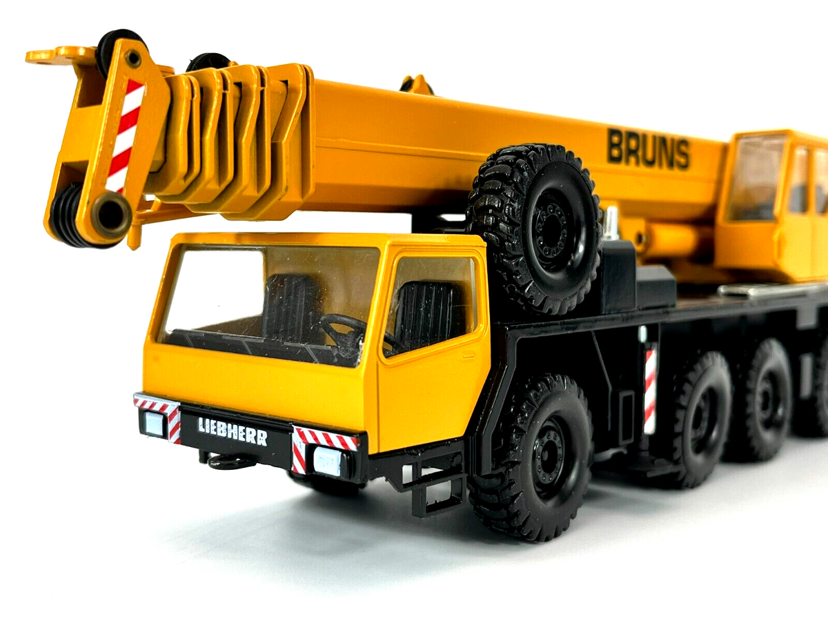 Conrad Liebherr LTM 1090 Mobilkran „BRUNS“ – Diecast Sammlermodell im Maßstab 1:50, Art. 2085/05 – Ansicht 7