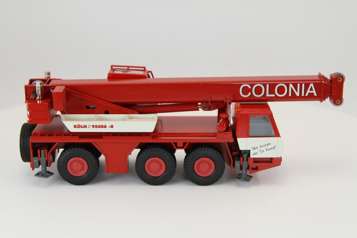 Conrad Grove GMK3050 Mobilkran „COLONIA“ – Diecast Sammlermodell im Maßstab 1:50, Art. 2092/03 – Ansicht 3