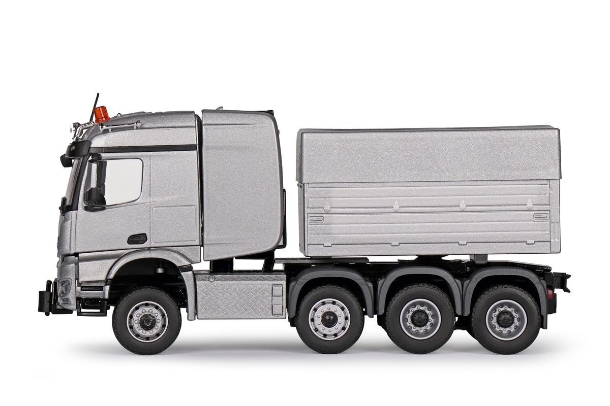Conrad Mercedes-Benz Arocs Schwerlastzugmaschine Stream Space „SILBER“ – Diecast Sammlermodell im Maßstab 1:50, Art. 78001/11