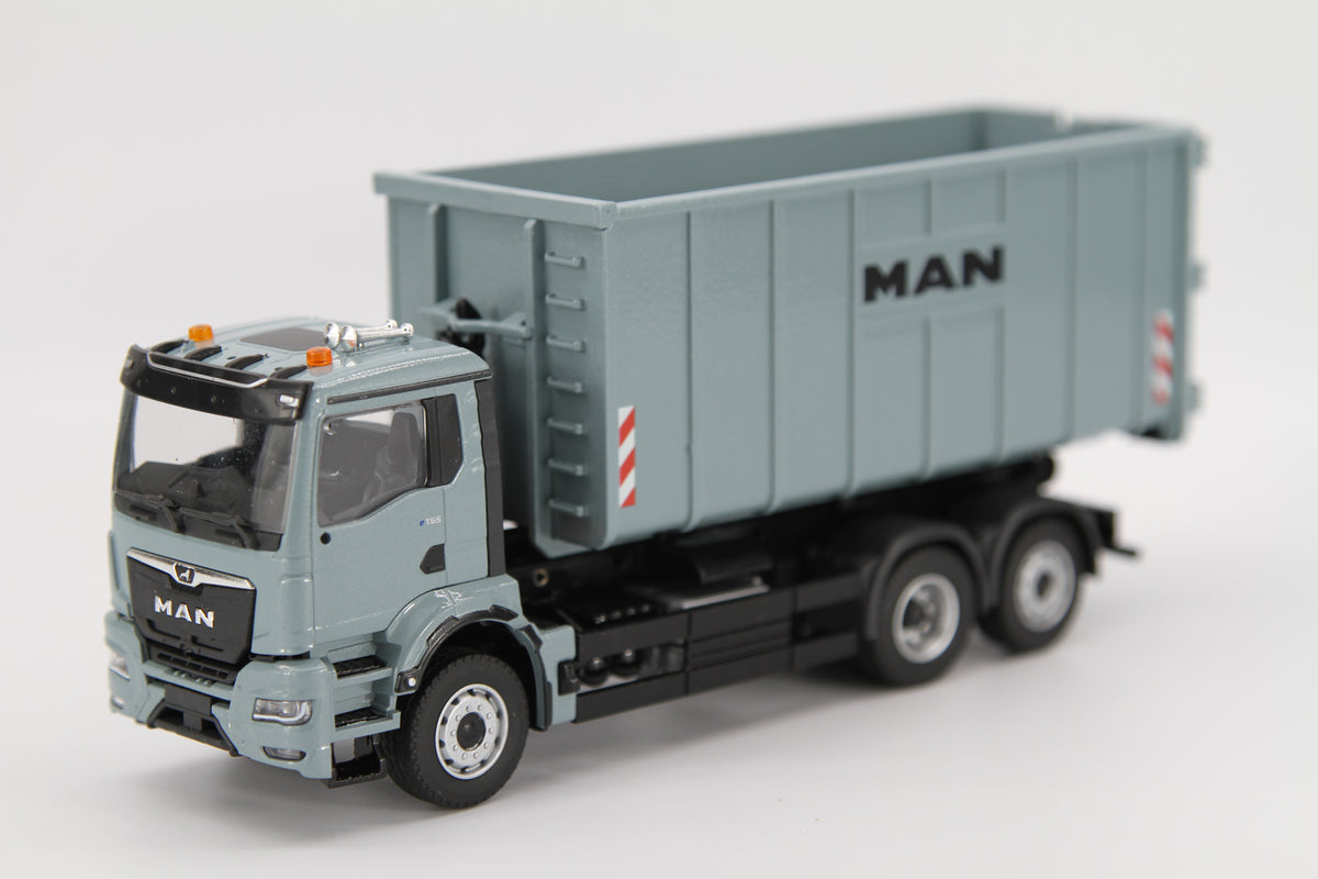 Conrad MAN eTGS NN 6x4 Abrollkipper – Diecast Sammlermodell im Maßstab 1:50, Art. 81217E/0