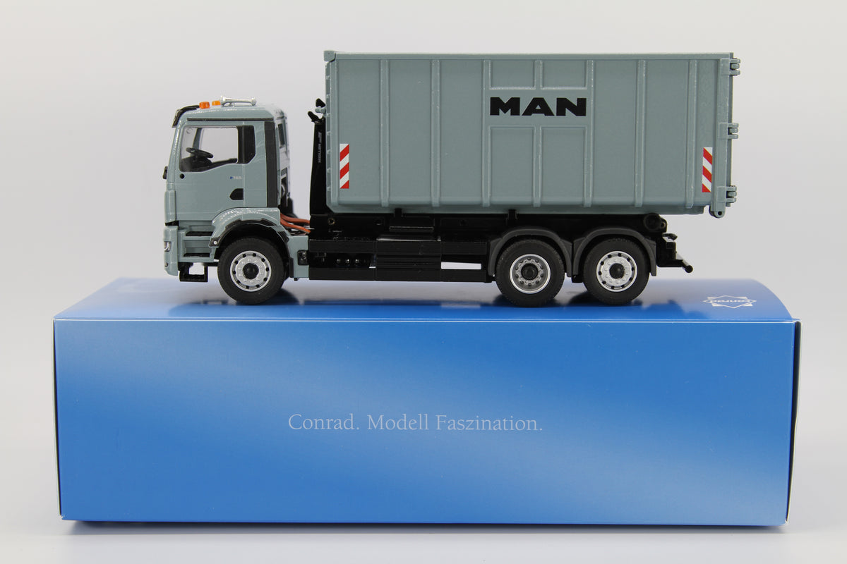 Conrad MAN eTGS NN 6x4 Abrollkipper – Diecast Sammlermodell im Maßstab 1:50, Art. 81217E/0 – Ansicht 6