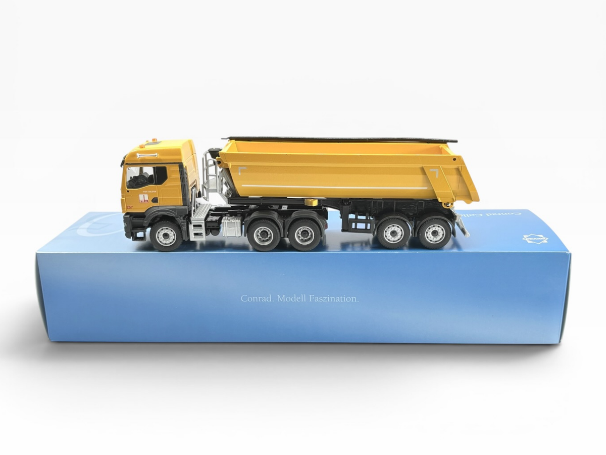 Conrad MAN TGS TM 33.540 mit Schwarzmüller Rundmuldenauflieger in der Werbeausführung Max Bögl Bauunternehmung – Diecast Sondermodell im Maßstab 1:50, limitierte Auflage 100 Stück, Art. 81265/03 – Ansicht 7