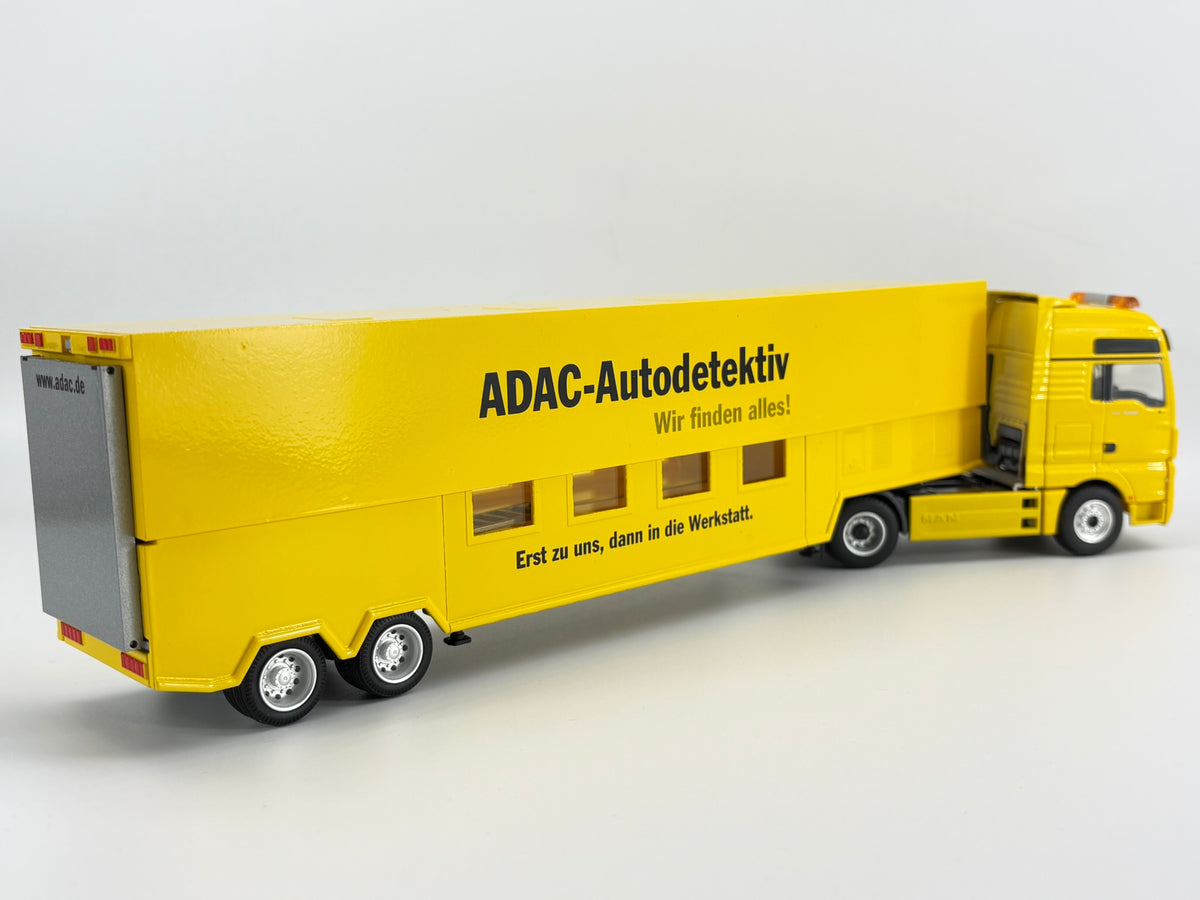 Conrad MAN TGX Prüfstandsauflieger „ADAC“ – Diecast Sammlermodell im Maßstab 1:50, Art. 70170/0 – Ansicht 5