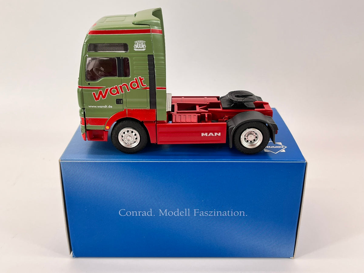 Conrad MAN TGX 41 Sattelzug „Wandt Spedition“ – Diecast Sammlermodell im Maßstab 1:50, Art. 6607/0 – Ansicht 7
