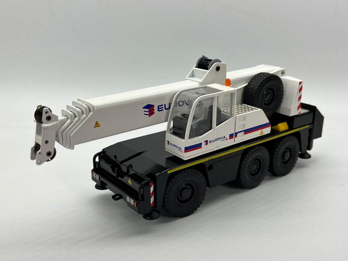 Conrad Terex Demag AC40 City Teleskopkran „EUROVIA“ – Diecast Sammlermodell im Maßstab 1:50, Art. 2093/37 – Ansicht 2