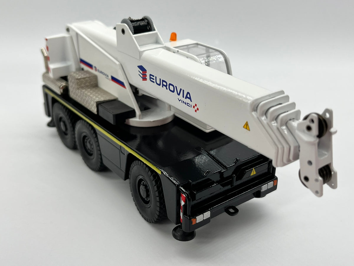 Conrad Terex Demag AC40 City Teleskopkran „EUROVIA“ – Diecast Sammlermodell im Maßstab 1:50, Art. 2093/37 – Ansicht 6