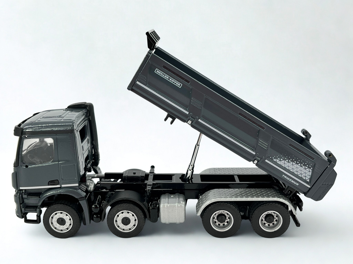 Conrad MEILLER TRIGENIUS D421 auf Mercedes-Benz Arocs – Diecast Sammlermodell im Maßstab 1:50, Art. 78255/0 – Ansicht 2