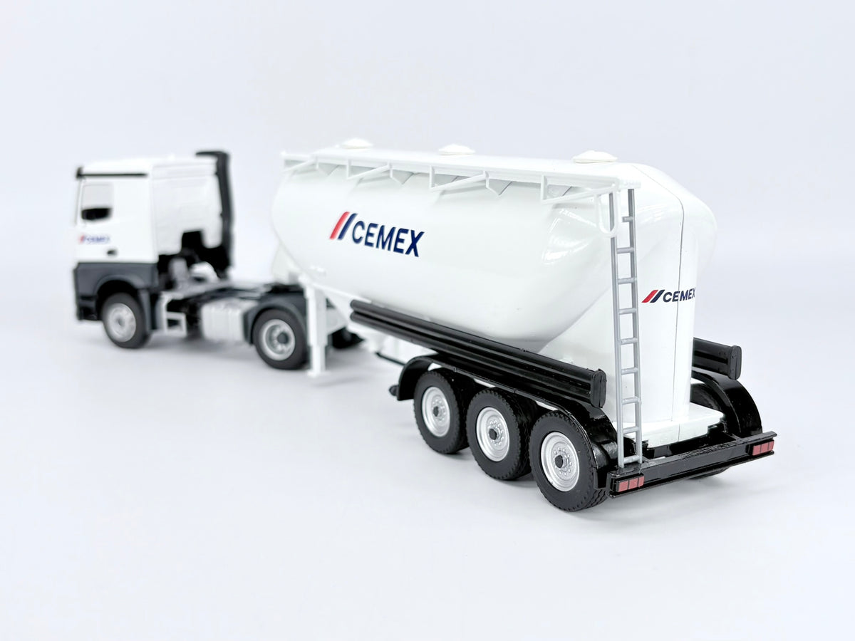 MERCEDES-BENZ Arocs mit SPITZER Siloauflieger 3-achs „CEMEX“ 1:50 Conrad Modelle 7814/02  3