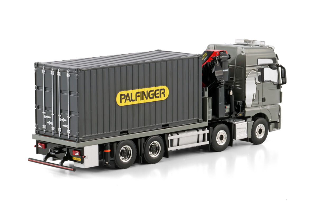 WSI MAN TGX XXL Euro6c 8x4 mit Container + Palfinger PK480 – Diecast Sammlermodell im Maßstab 1:50, Art. 04-2216 – Ansicht 3