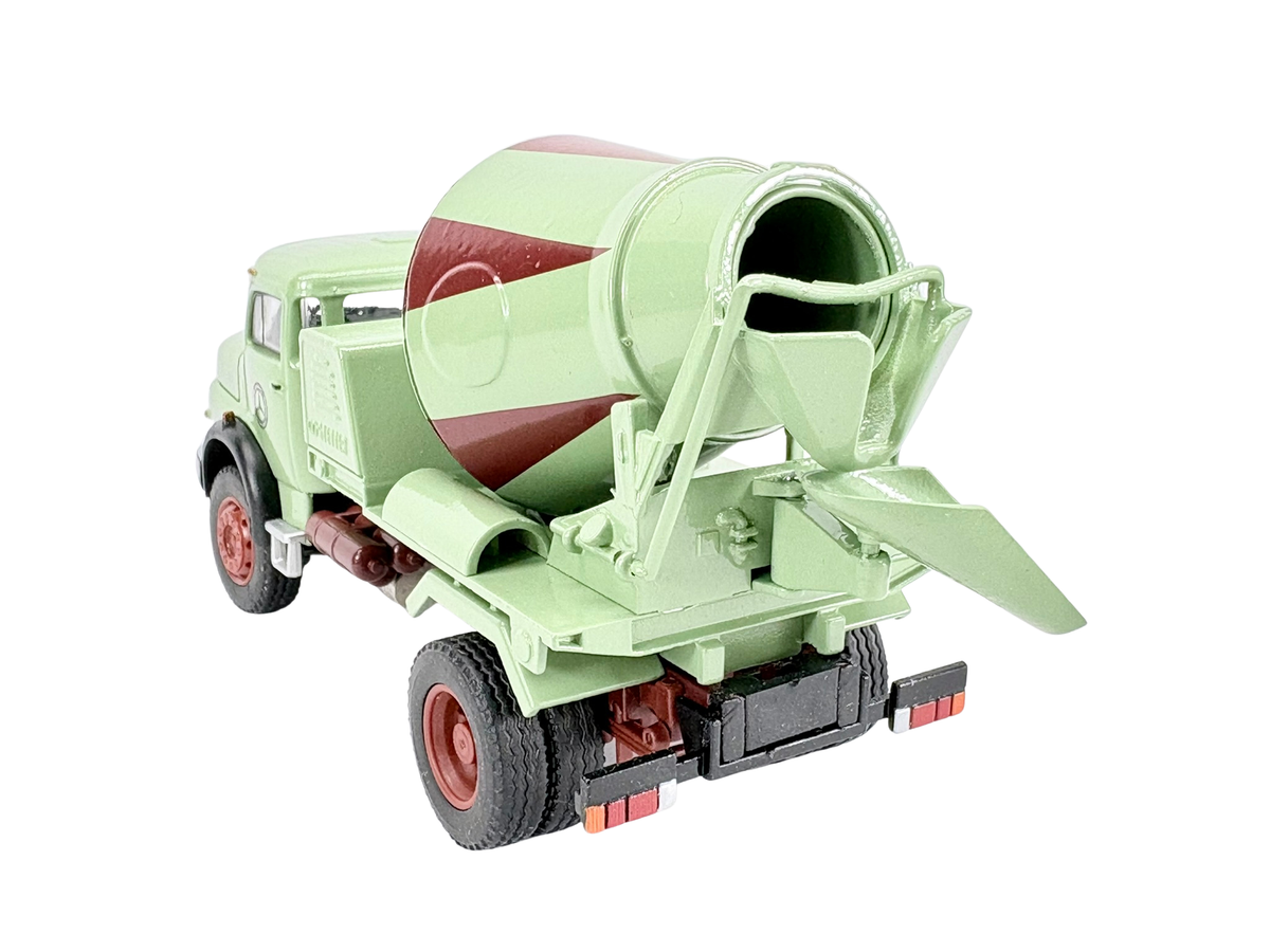 Conrad Mercedes-Benz LAK 2624 mit Stetter Betonmischer „MBMC“ – Diecast Sammlermodell im Maßstab 1:50, Art. 1059/0 – Ansicht 3
