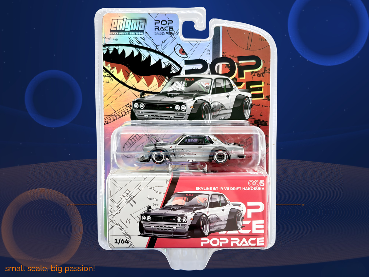Pop Race Nissan Skyline GT-R V8 Drift Hakosuka Silver Metallic Enigma Exclusive – Diecast Modellauto im Maßstab 1:64, Art. PRE005
